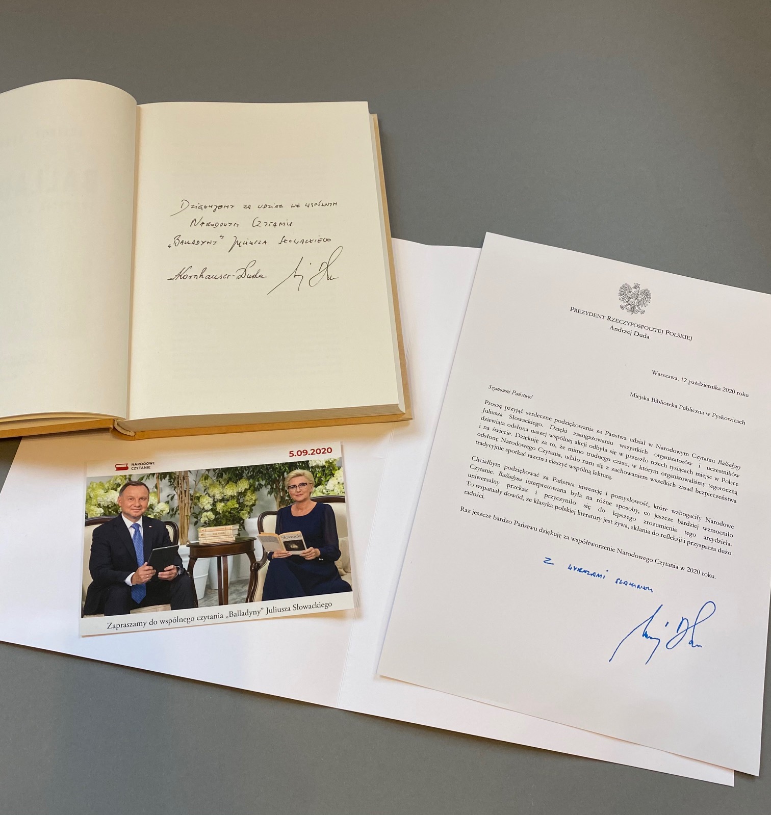 List i ksiązka podpisana przez Prezydenta